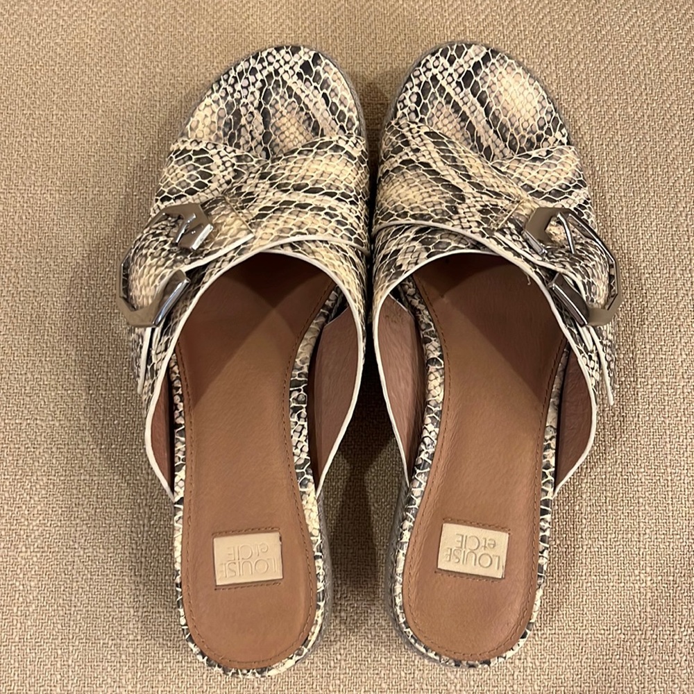 Womens sandals